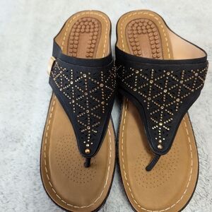 Black and Tan Geometric Thong Wedge Sandals